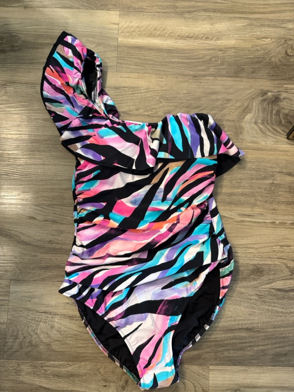 Profile by Gottex one shoulder ruffle swimsuit- size 8